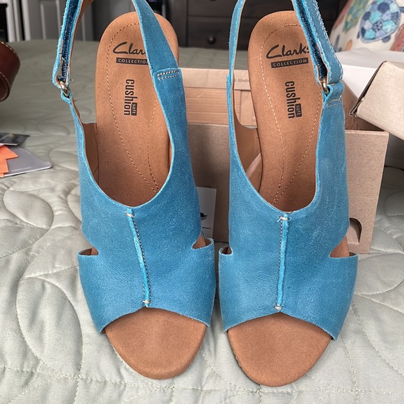 Women’s Size 10 Clark’s Turquoise Blue Cork Wedge Sandal NWOT - Picture 6 of 10
